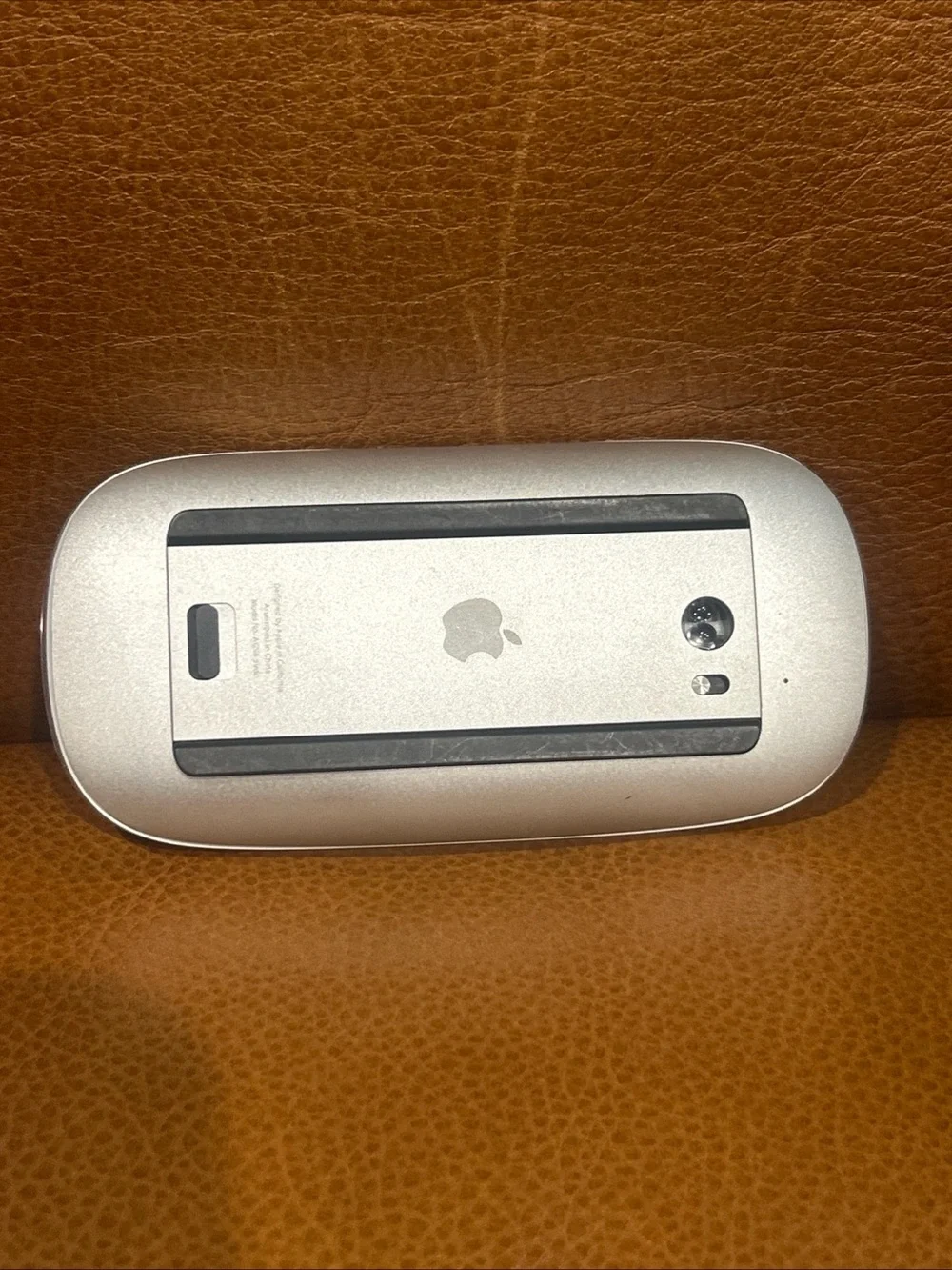 Apple Magic Mouse 1st Gen A1296 Wireless Bluetooth Multi-Touch